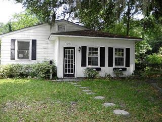 Foreclosed Home - 1785 PLANTERS RD, 32207