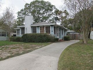 Foreclosed Home - 1720 MAYFAIR RD, 32207