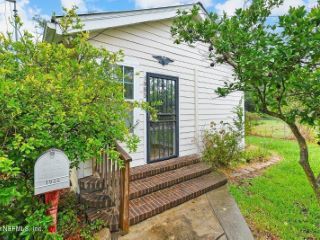 Foreclosed Home - 1985 SOUTHAMPTON RD, 32207