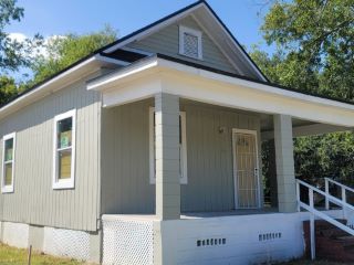 Foreclosed Home - 1354 W 7TH ST, 32209