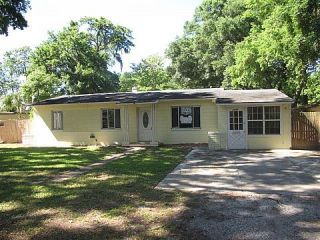 Foreclosed Home - 5715 WILTSHIRE ST, 32211