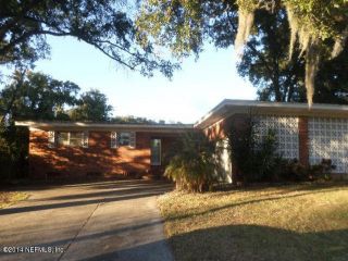 Foreclosed Home - 5335 Cresta Way, 32211