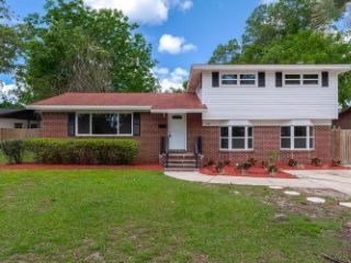 Foreclosed Home - 1560 SAMONTEE RD, 32211