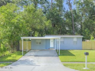 Foreclosed Home - 7810 HARE AVE, 32211