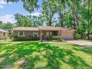 Foreclosed Home - 1931 BIGGERS RD, 32216