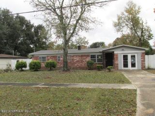 Foreclosed Home - 8370 RED HOLLY LN, 32221