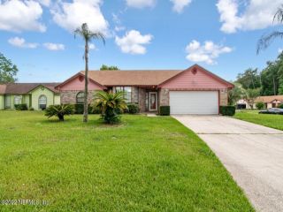 Foreclosed Home - 8962 CHERRY HILL DR, 32221