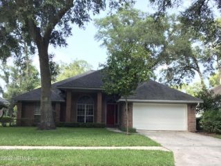 Foreclosed Home - 11873 CLEARWATER OAKS DR W, 32223