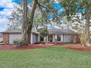 Foreclosed Home - 13850 KETCH COVE DR, 32224