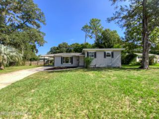 Foreclosed Home - 10631 BEVERLY NALLE RD, 32225