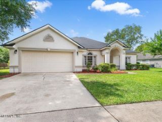 Foreclosed Home - 3114 SCENIC OAKS DR, 32226