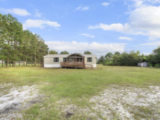 Foreclosed Home - 15516 BREAM RD, 32226