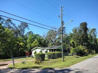 Foreclosed Home - 6330 118TH ST, 32244
