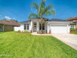 Foreclosed Home - 1762 TALL TREE DR E, 32246