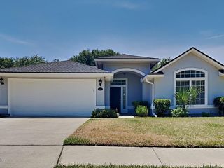 Foreclosed Home - 2610 COACHMAN LAKES DR, 32246