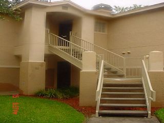 Foreclosed Home - 1655 THE GREENS WAY APT 2525, 32250