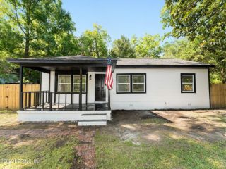 Foreclosed Home - 3156 NOLAN ST, 32254