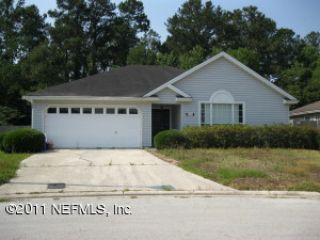 Foreclosed Home - 4534 WANDERING OAKS DR S, 32257