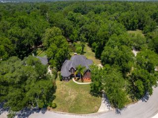 Foreclosed Home - 11548 LOIS CROSS DR, 32258
