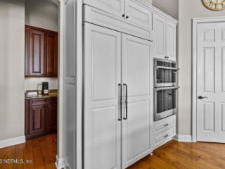 Foreclosed Home - 1863 BISHOP ESTATES RD, 32259