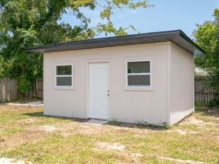 Foreclosed Home - 425 PENMAN RD, 32266
