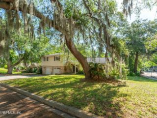 Foreclosed Home - 3821 HERMITAGE RD E, 32277
