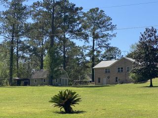 Foreclosed Home - 8601 CABIN HILL RD, 32311