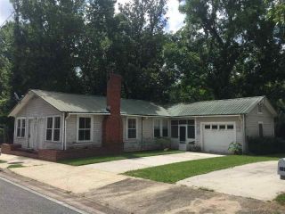 Foreclosed Home - 1445 E Washington St, 32344