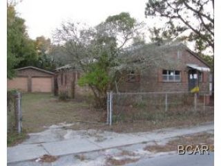Foreclosed Home - 3728 E 2ND ST, 32401