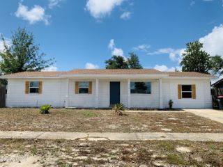 Foreclosed Home - 112 S CHARLENE DR, 32404