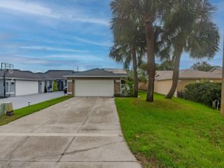 Foreclosed Home - 242 S GLADES TRL, 32407