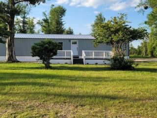Foreclosed Home - 10268 NW GRAY RD, 32430