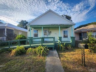 Foreclosed Home - 108 E BELMONT ST, 32501