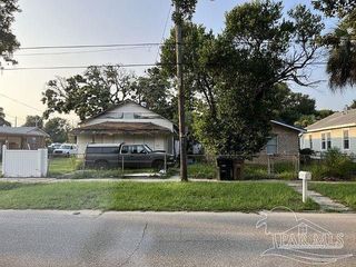 Foreclosed Home - 710 S I ST, 32502