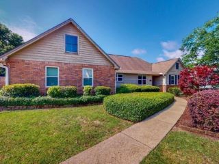 Foreclosed Home - 3025 WINDERMERE DR, 32503