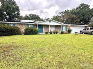 Foreclosed Home - 262 BORDEAUX ST, 32503