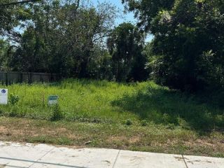 Foreclosed Home - 3121 N ROOSEVELT ST, 32503