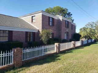 Foreclosed Home - 1201 BAYOU BLVD, 32503