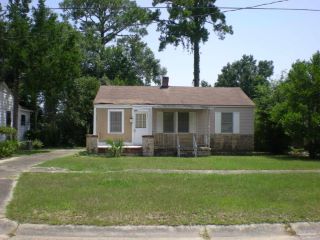 Foreclosed Home - 1321 E SCOTT ST, 32503