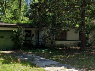 Foreclosed Home - 197 E HIGHLAND DR, 32503