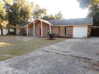 Foreclosed Home - 4811 Livingston Dr, 32504
