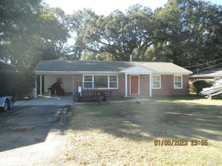 Foreclosed Home - List 100551436
