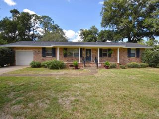 Foreclosed Home - 1009 N 72ND AVE, 32506