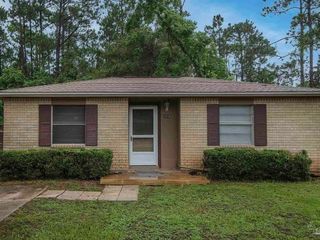 Foreclosed Home - 1016 POLK AVE, 32507