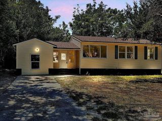 Foreclosed Home - 723 LAKEWOOD RD, 32507