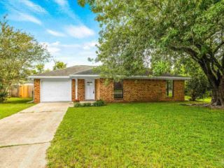 Foreclosed Home - 7658 OLD HICKORY DR, 32507