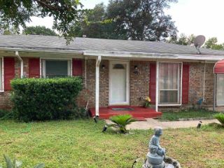 Foreclosed Home - 405 SEAMARGE LN, 32507