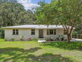 Foreclosed Home - 7905 SABRA DR, 32514