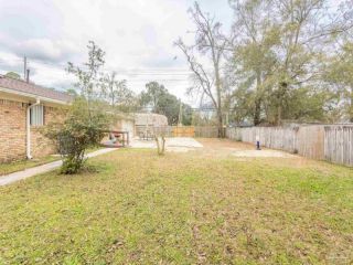 Foreclosed Home - 8090 TIPPIN AVE, 32514