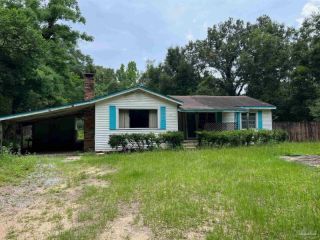 Foreclosed Home - 215 BARKER ST, 32514